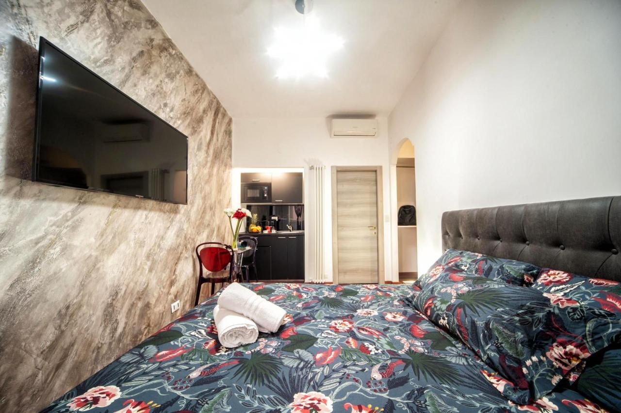 Navona Jacuzzi Rooms Roma Ngoại thất bức ảnh